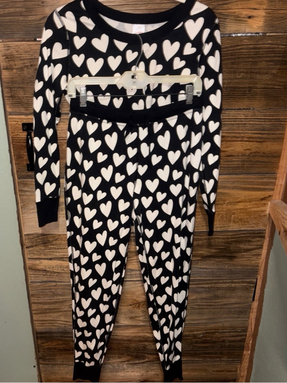 Hanna Andersson Black and White Heart Print Pajama Set